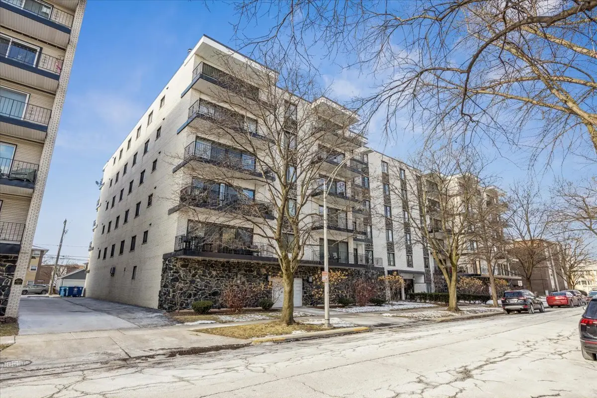 211 Elgin Avenue #2E, Forest Park, IL 60130 - #1