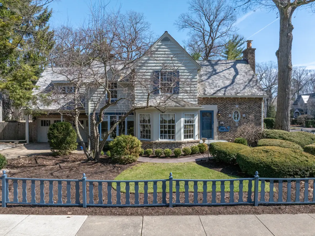 333 Simpson Street, Lake Bluff, IL 60044 - #1