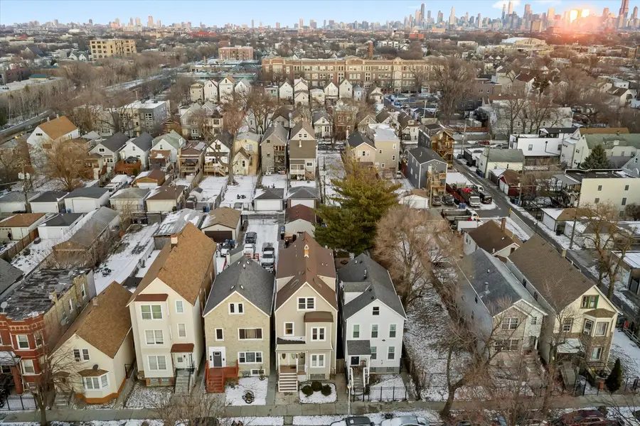 1731 N Central Park Avenue, Chicago, IL 60647 - #3