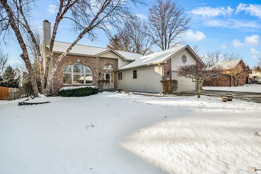 1011 Ranchwood Drive, Shorewood, IL 60404 - Image #1
