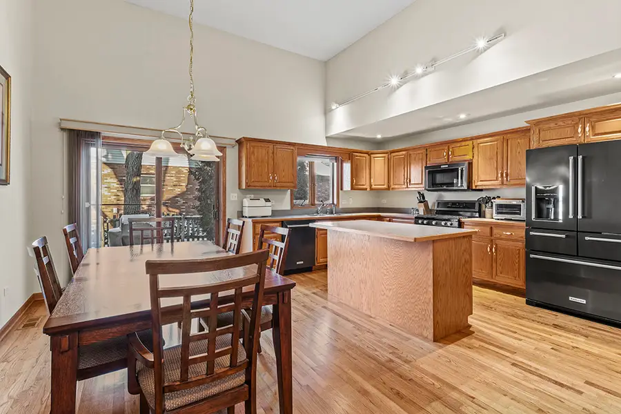 1011 Ranchwood Drive, Shorewood, IL 60404 - Image #3