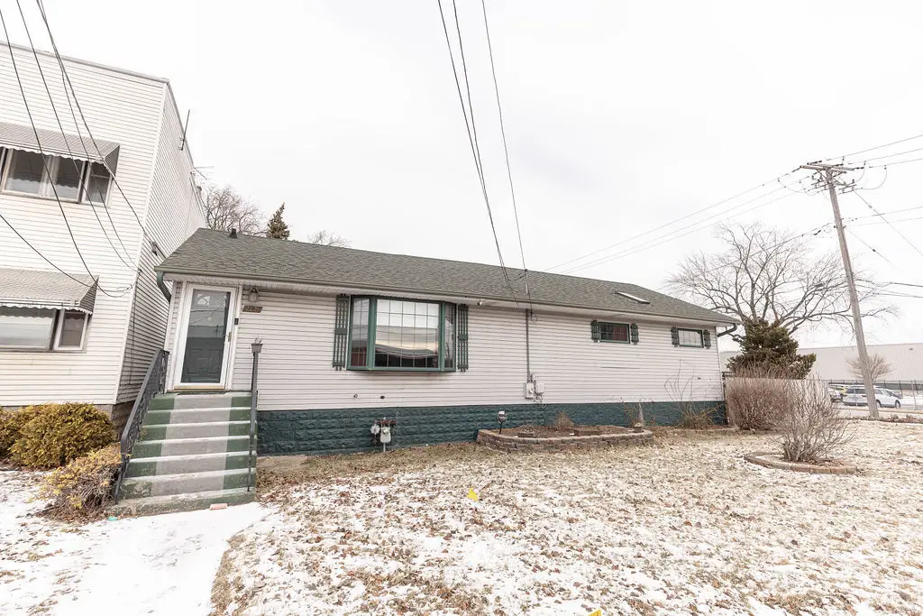 2220 139th Street, Blue Island, IL 60406 - Image #1