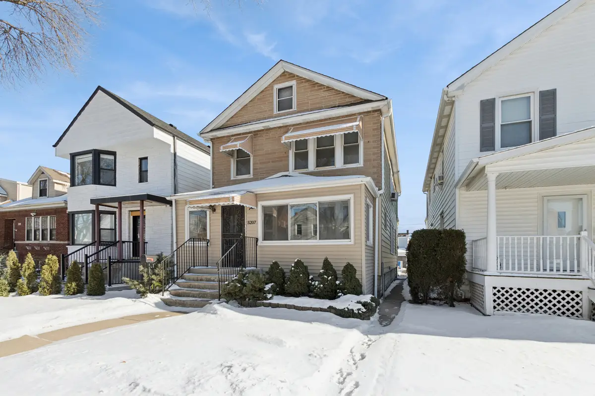 5207 N Ludlam Avenue, Chicago, IL 60630 - Image #1