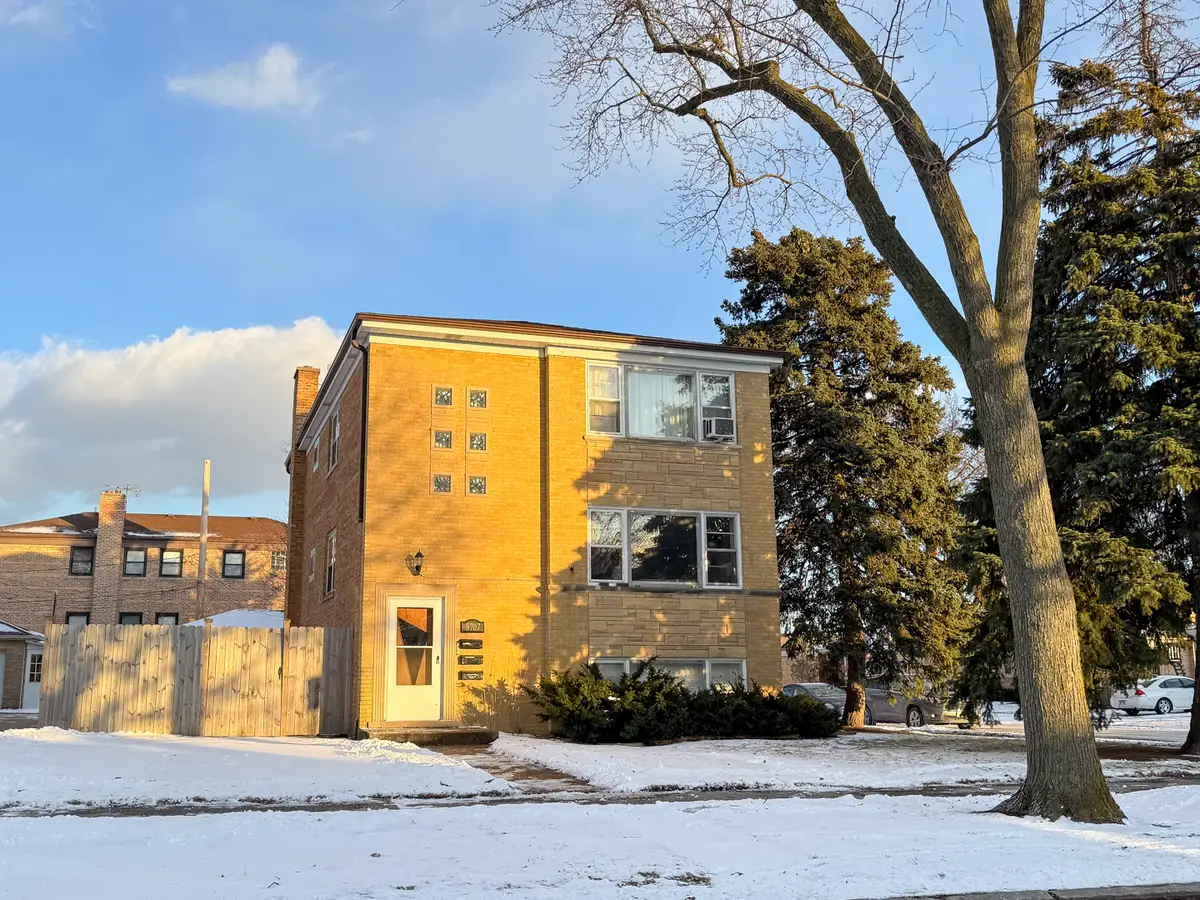 8707 N Oketo Avenue, Niles, IL 60714 - Image #1