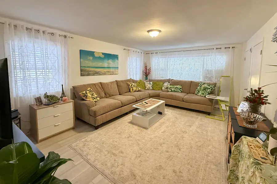 8707 N Oketo Avenue, Niles, IL 60714 - Image #3