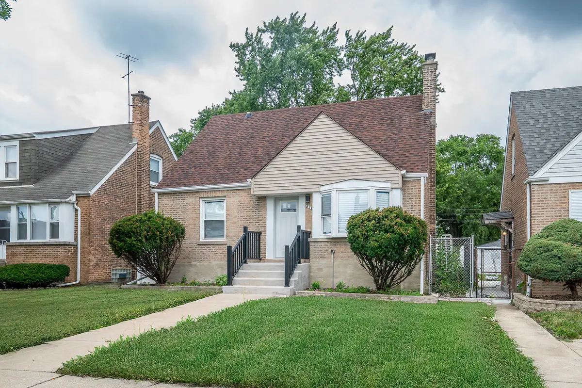9318 S Peoria Street, Chicago, IL 60620 - Image #1