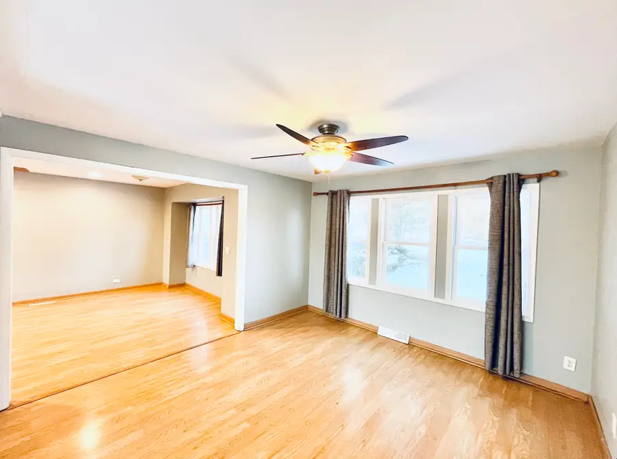 8819 Pine Avenue, Wonder Lake, IL 60097 - Image #3