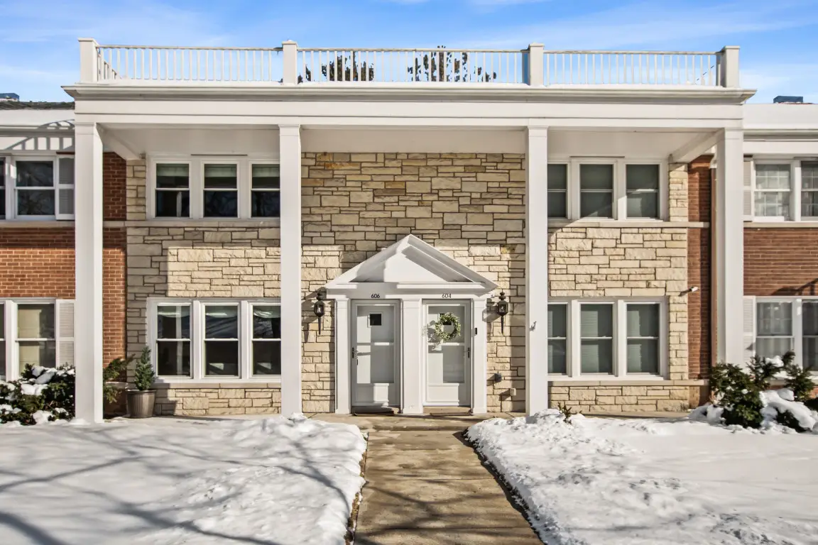606 5th Street #606, Wilmette, IL 60091 - Image #1