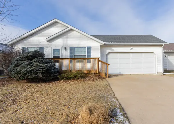 1016 N Stark Street, Davenport, IA 52804