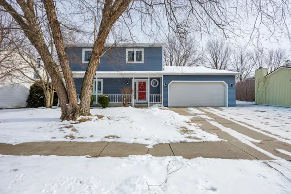 312 Clover Court, Bloomington, IL 61701