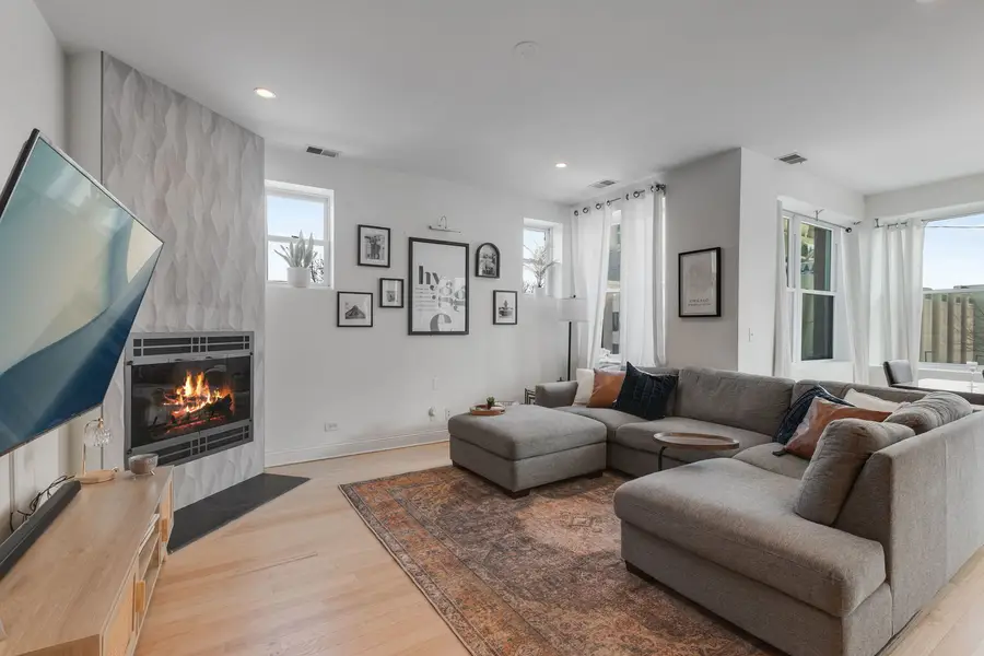 Address Withheld By Seller, Chicago, IL 60622 - Image #2