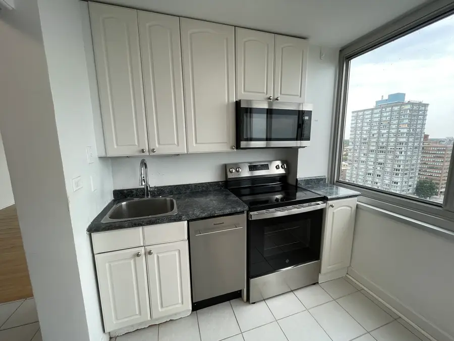 5601 N Sheridan Road #14E, Chicago, IL 60660 - Image #3