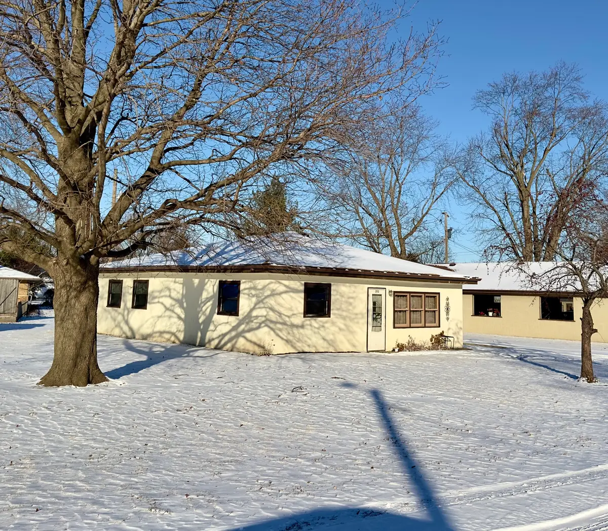 3330 Airport Road, Peru, IL 61354 - Image #1