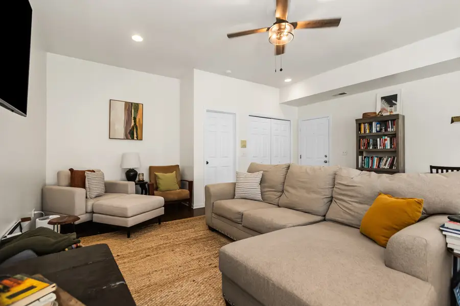 4817 S Evans Avenue #2S, Chicago, IL 60615 - Image #2