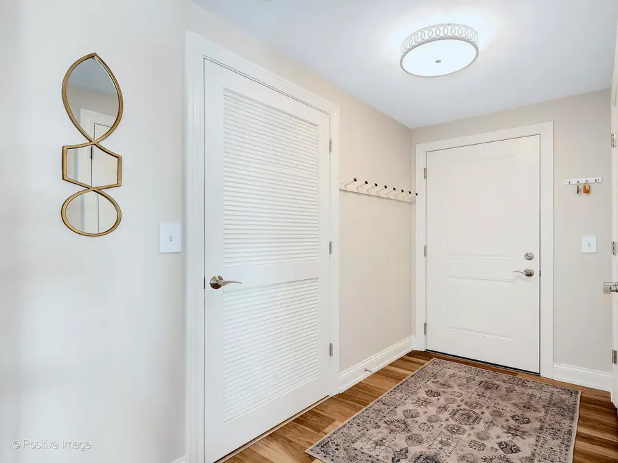 10735 Clocktower Drive #503, Countryside, IL 60525 - Image #2