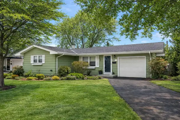 1810 Evergreen Street, St. Charles, IL 60174