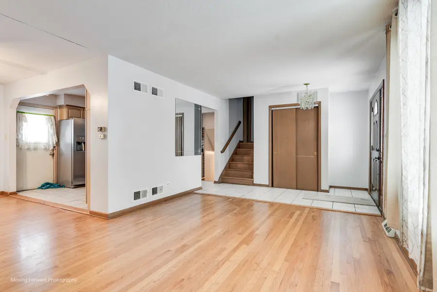 Address Withheld By Seller, Addison, IL 60101 - Image #3