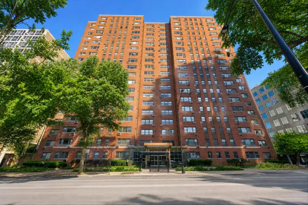 2909 N Sheridan Road #605, Chicago, IL 60657
