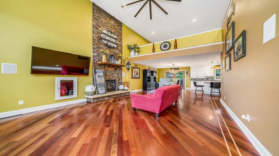 1850 Indian Springs Court, Freeport, IL 61032 - #3