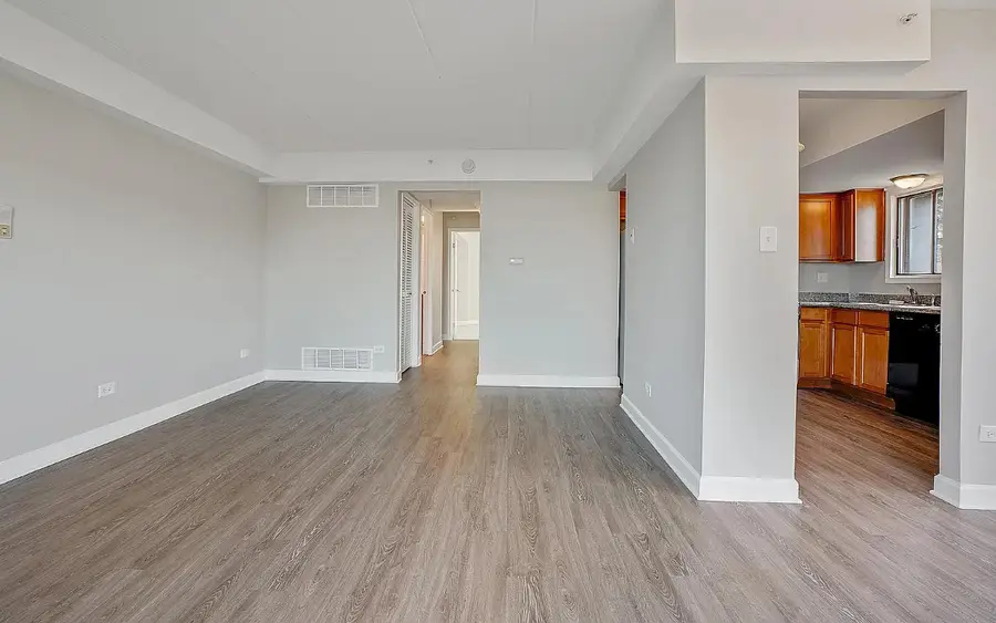 6323 175th Street #1W, Tinley Park, IL 60477 - Image #2