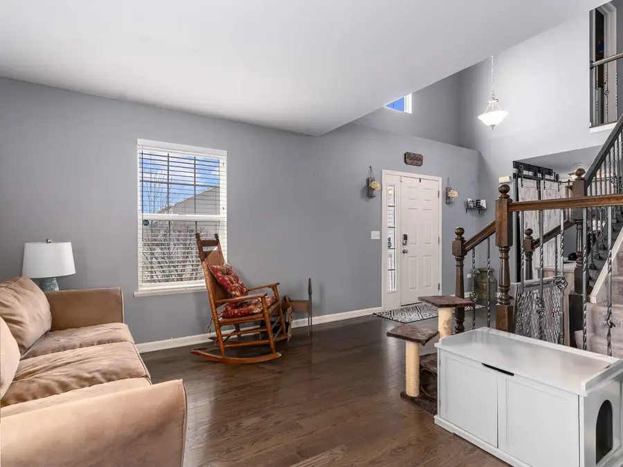 1802 Oxford Way, Joliet, IL 60431 - #3