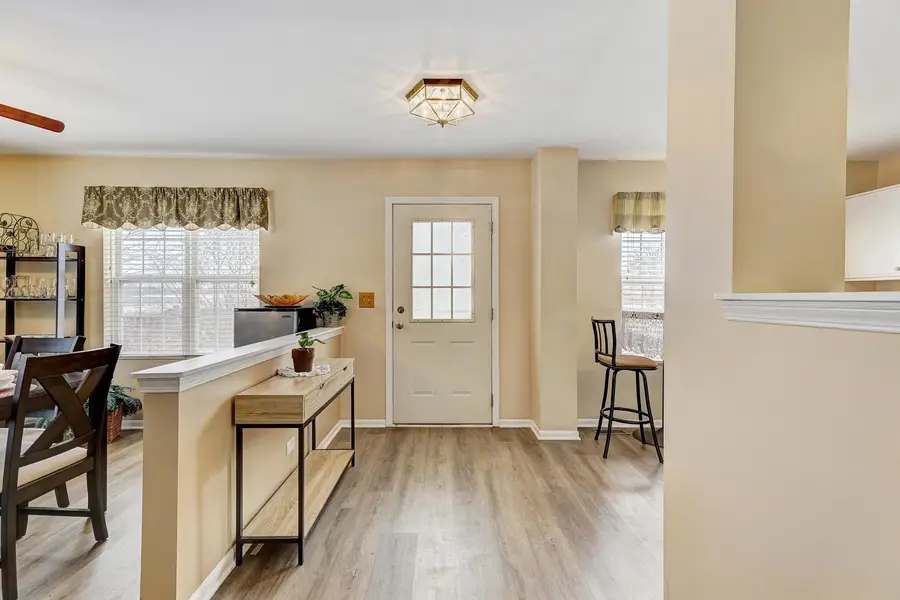 1212 Hillsborough Court, Crystal Lake, IL 60014 - Image #3