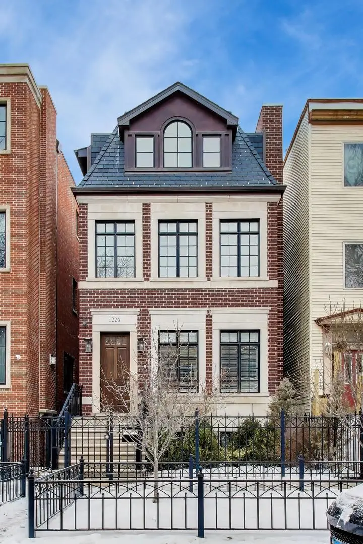 1226 W Henderson Street, Chicago, IL 60657 - #1