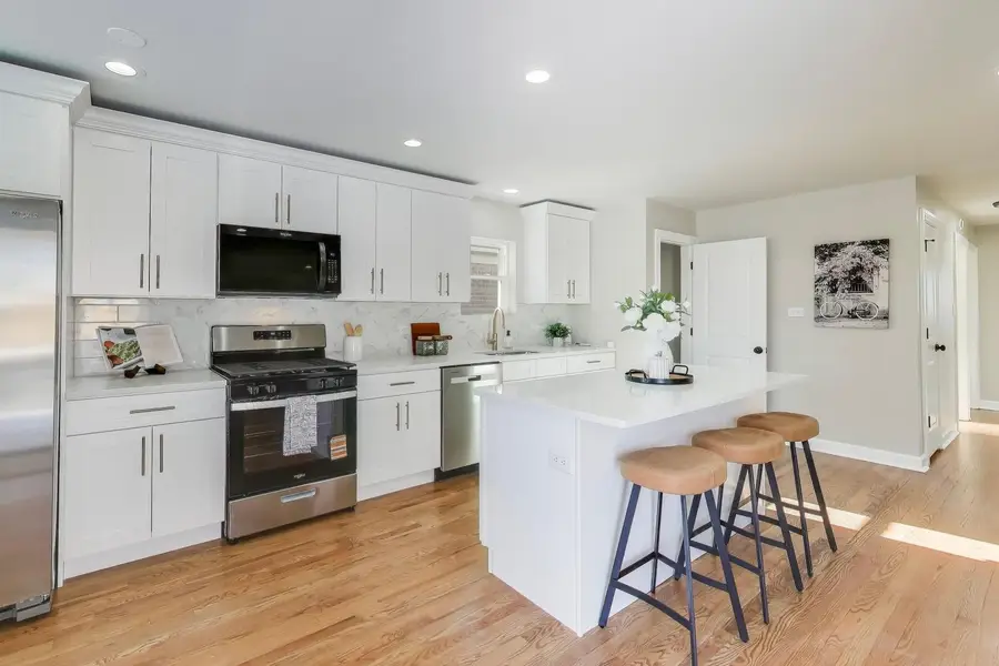 9100 S Emerald Avenue, Chicago, IL 60620 - Image #3