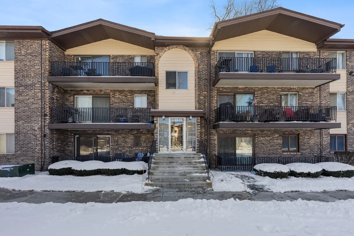13540 Lawler Avenue #76, Crestwood, IL 60418 - Image #1