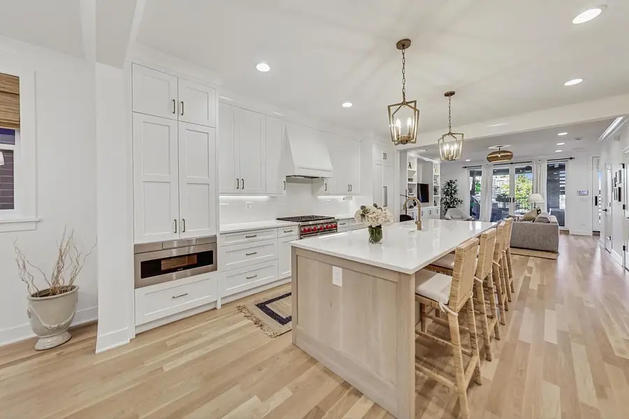 1509 W School Street #2, Chicago, IL 60657 - Image #2