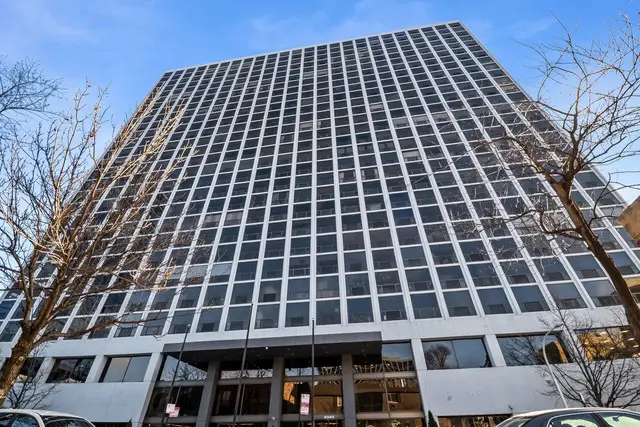 4343 N Clarendon Avenue #2401, Chicago, IL 60613 - Image #1