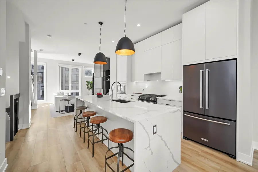 4232 W Belmont Avenue #2, Chicago, IL 60641 - Image #3