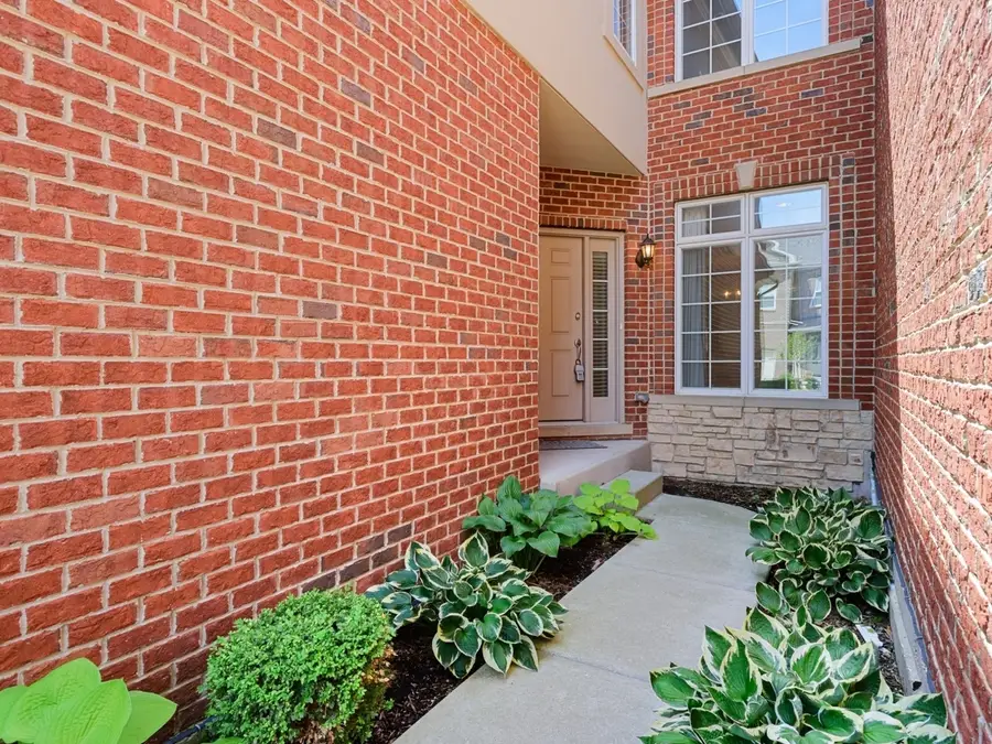 146 Paxton Road, Bloomingdale, IL 60108 - Image #2