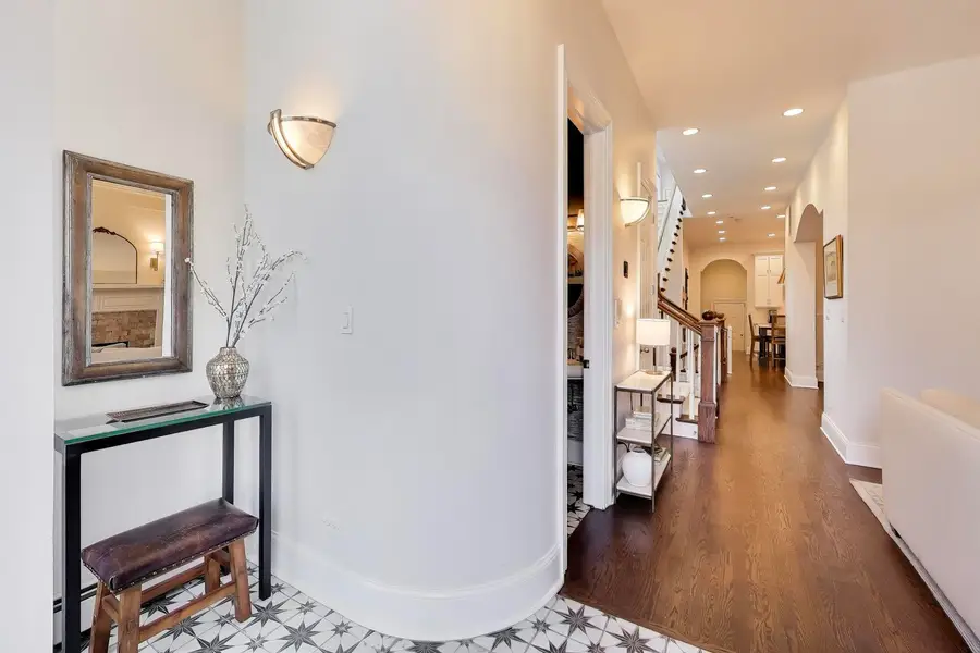 2030 N Hoyne Avenue, Chicago, IL 60647 - Image #3