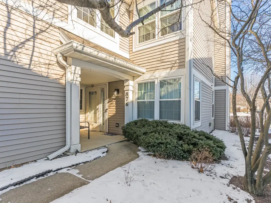 876 Brompton Court #876, Carol Stream, IL 60188 - Image #2