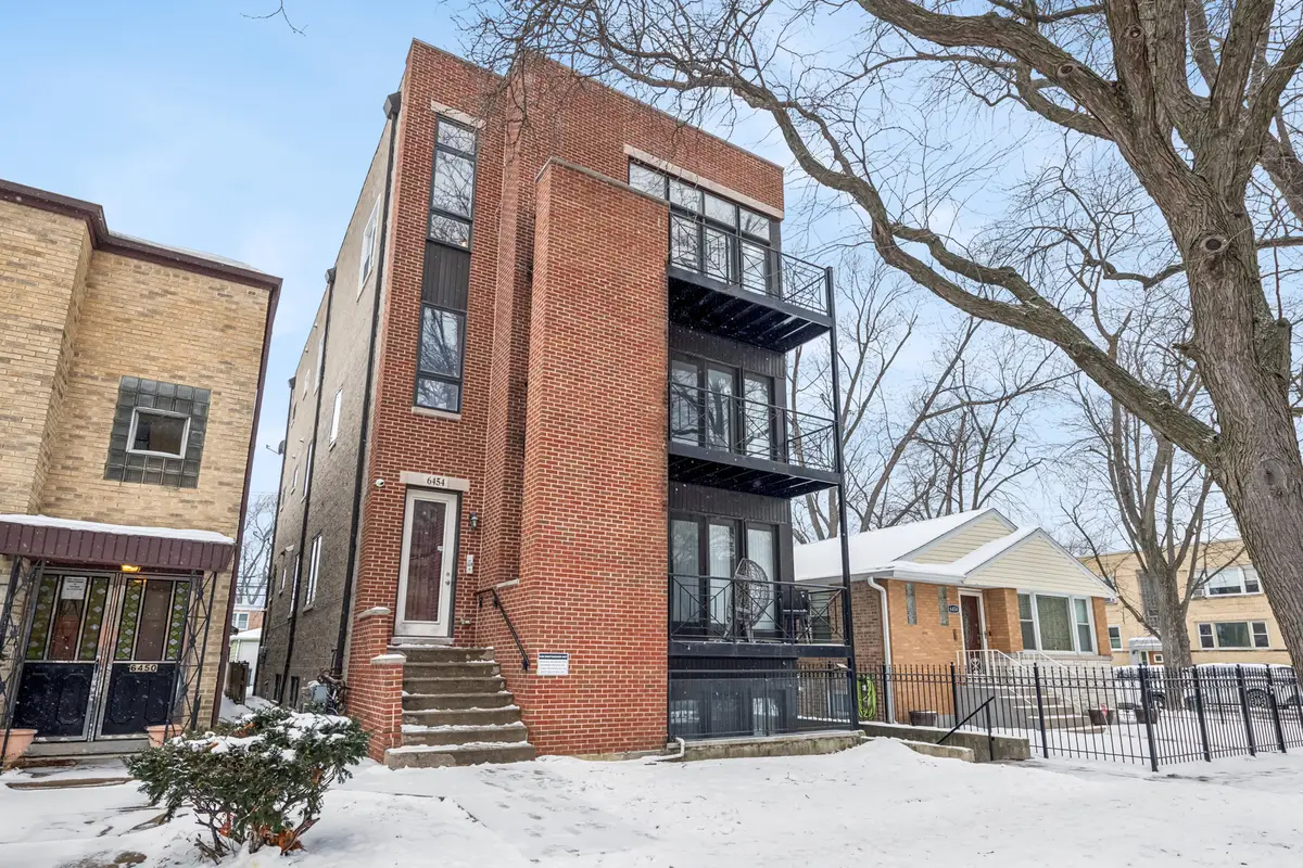 Address Withheld By Seller, Chicago, IL 60645 - Image #1
