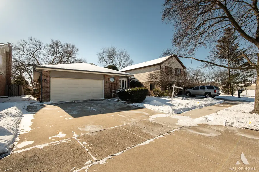 10567 Waterford Drive, Westchester, IL 60154 - #2