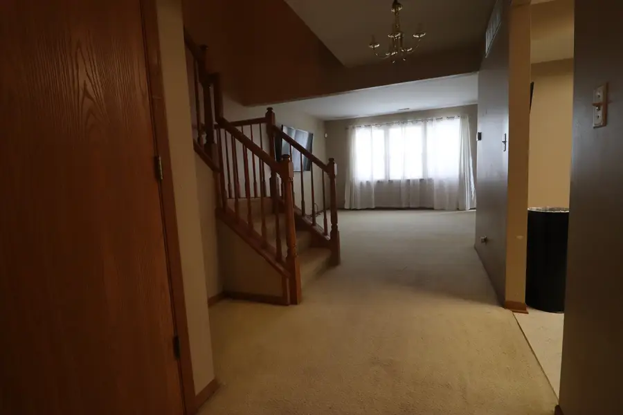 18 Forest Wood Lane, Park Forest, IL 60466 - #3