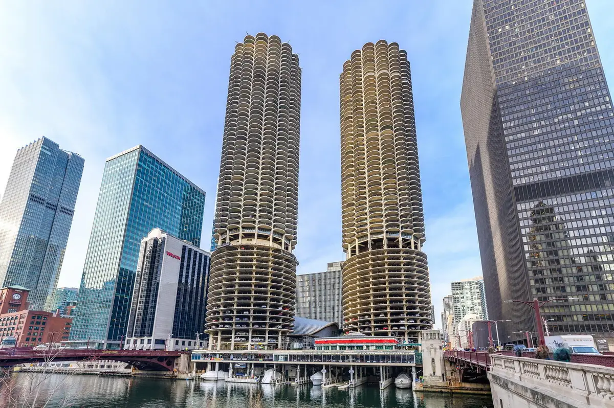 300 N State Street #2531, Chicago, IL 60654 - Image #1