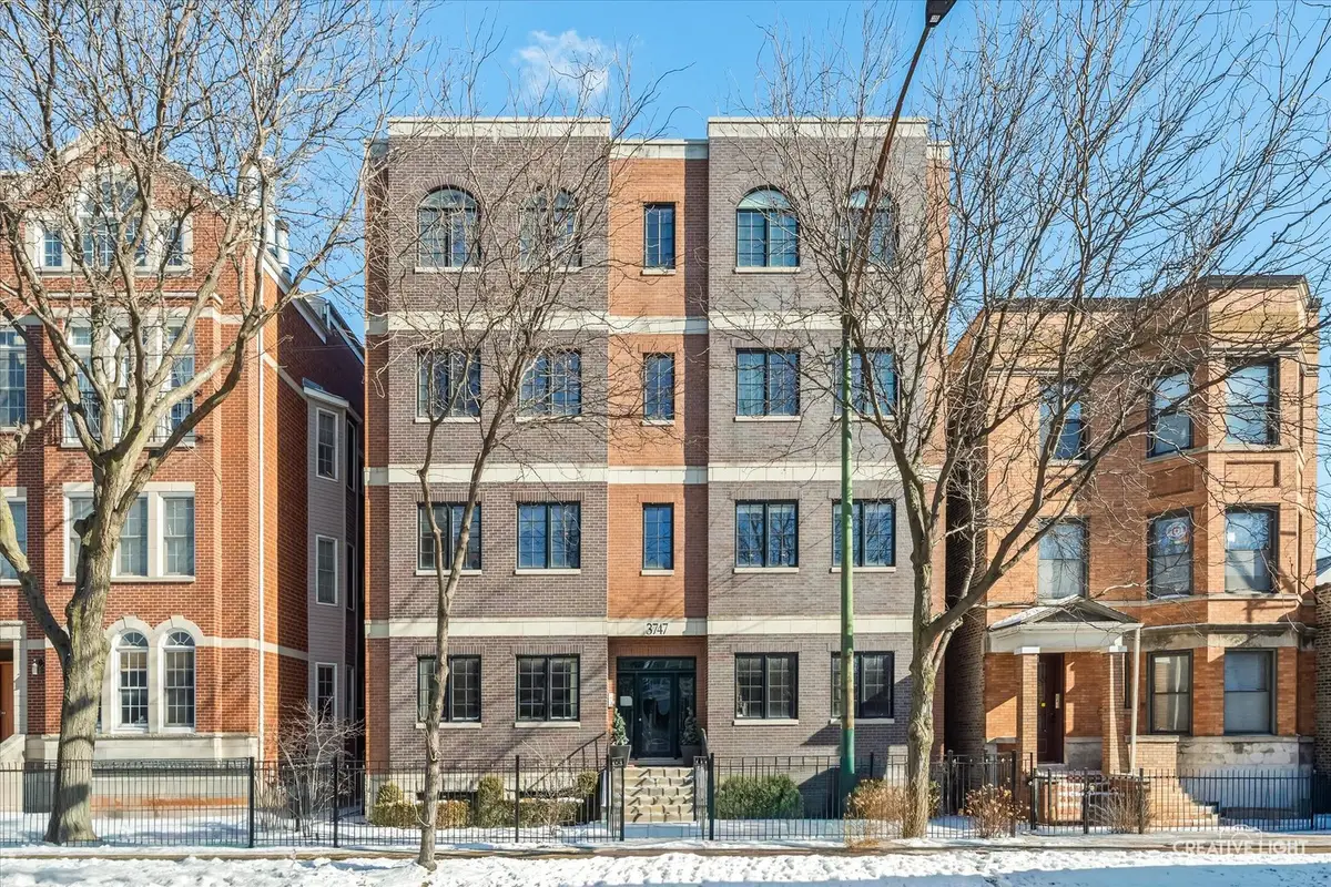 3747 N Ashland Avenue #2S, Chicago, IL 60613 - Image #1