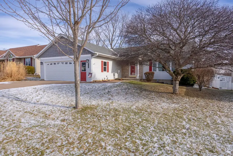 2731 N 11th Street, Clinton, IA 52732 - Image #2