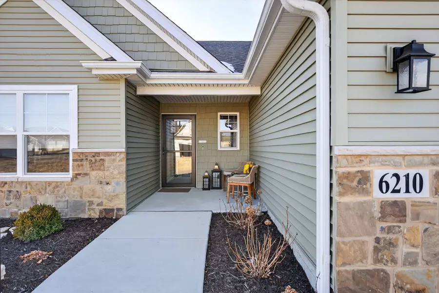 Address Withheld By Seller, Davenport, IA 52807 - Image #2