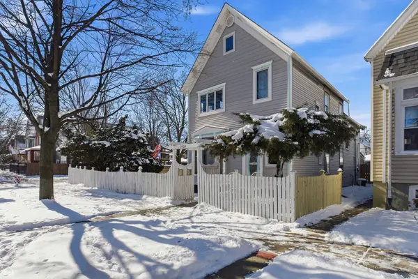 3404 N Albany Avenue, Chicago, IL 60618