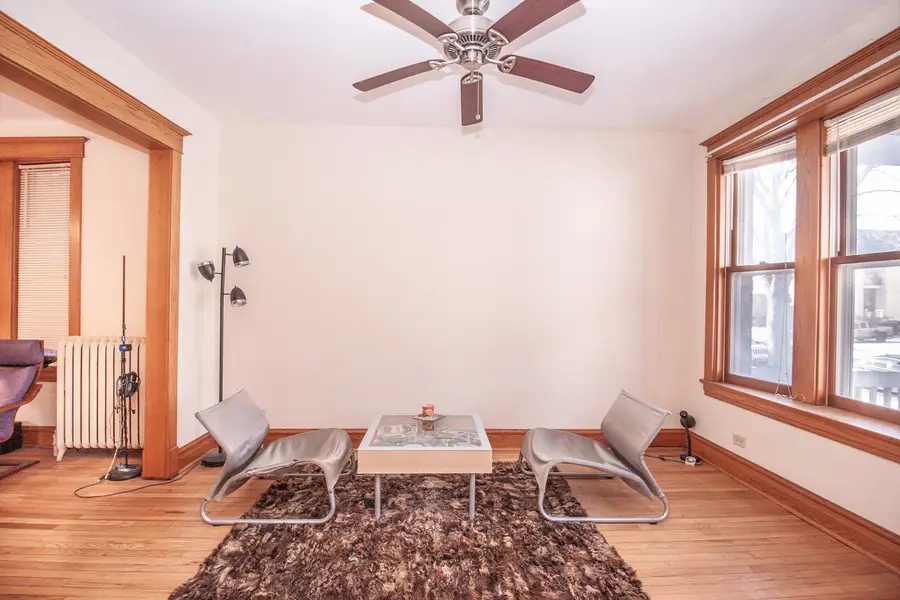 4455 N Kostner Avenue, Chicago, IL 60630 - Image #2