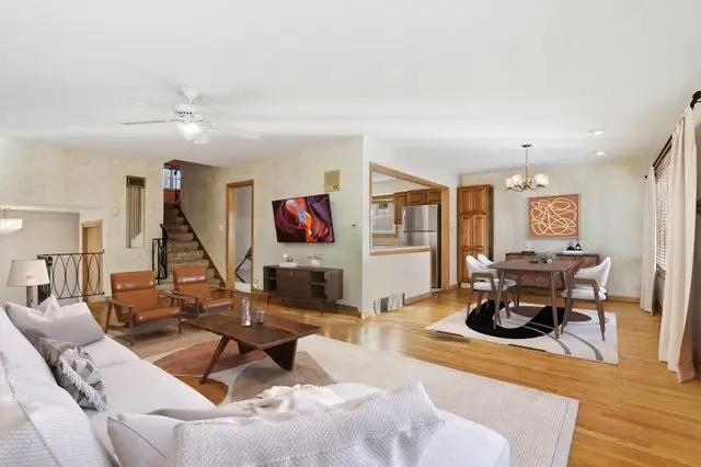 10729 Lamon Avenue, Oak Lawn, IL 60453 - #2