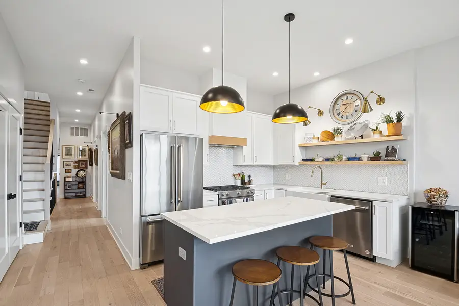 Address Withheld By Seller, Chicago, IL 60618 - Image #3