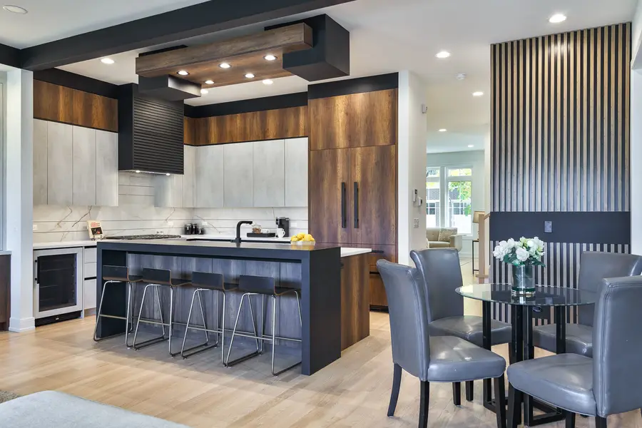 5618 N Francisco Avenue, Chicago, IL 60659 - Image #2