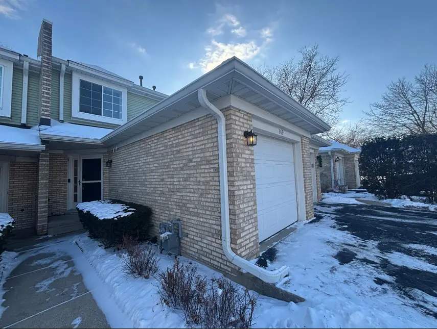 369 Lakeview Circle, Bolingbrook, IL 60440 - Image #1