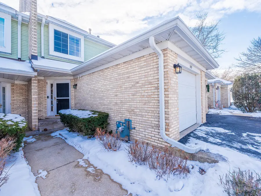 369 Lakeview Circle, Bolingbrook, IL 60440 - #2