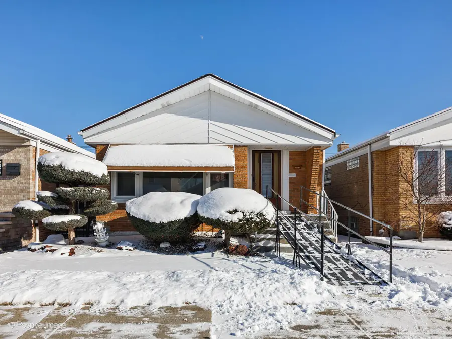 6031 S Moody Avenue, Chicago, IL 60638 - Image #2